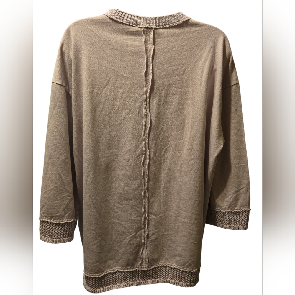 Easel Boho Lavender Knit Boxy Pocket Tee Raw Edge Trim, Size Small EUC - Picture 3 of 7
